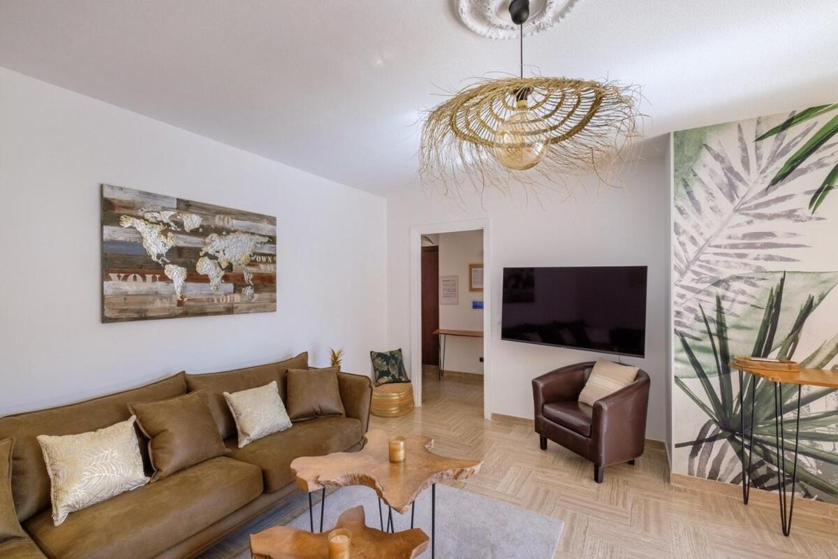 Le Riviera ~ Jardin ~ Parking ~ Climatisation Appartement Cagnes-sur-Mer Buitenkant foto